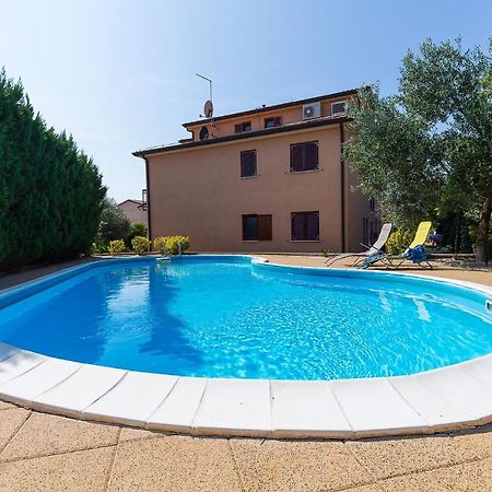 Apartments With A Swimming Pool Novigrad - 7078 Luaran gambar