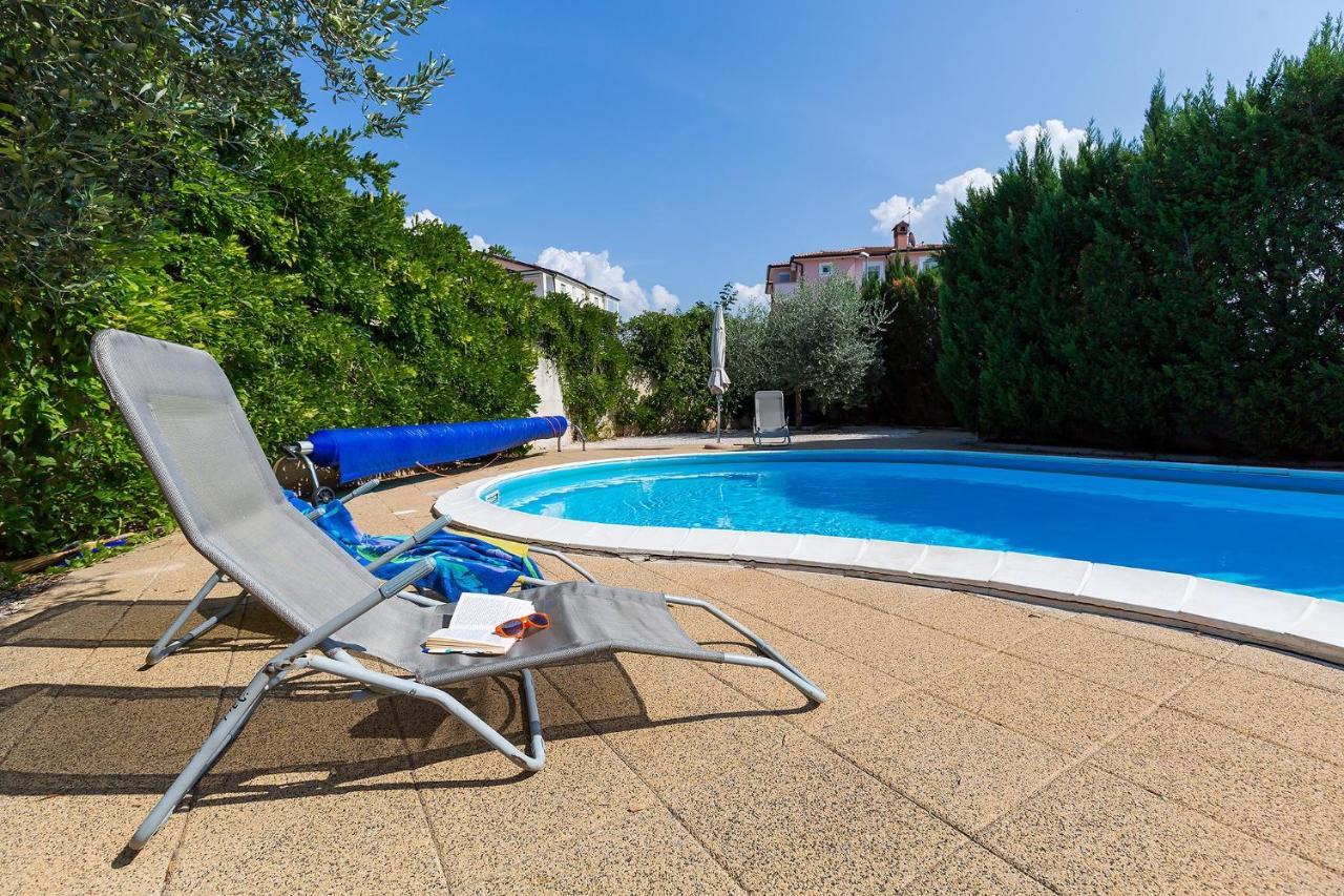 Apartments With A Swimming Pool Novigrad - 7078 Luaran gambar